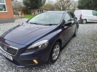 Used Volvo V40 SE 2015 Blue Hatchback