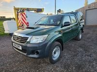 Used Toyota HiLux Active 144 HP (105 kW) 2015 Green Pickup