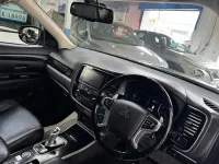 Used Mitsubishi Outlander P-HEV 200 HP (147 kW) 2018 Brown Estate