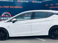 Used Vauxhall Astra SRi 150 HP (110 kW) 2019 White Hatchback