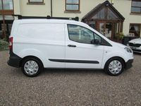 Usado Ford Transit 75 HP (55 kW) 2015 Branco Van