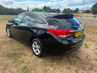 Used Hyundai i40 Style 136 HP (100 kW) 2012 Black Estate