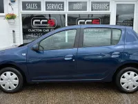 Used Dacia Sandero Lauréate 90 HP (66 kW) 2017 Blue Hatchback