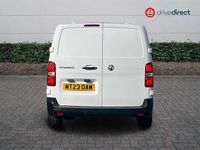 Used Vauxhall Vivaro S 120 HP (88 kW) 2023 White MPV
