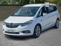 Used Vauxhall Zafira Tourer SRi 140 HP (102 kW) 2017 White MPV
