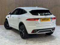 Usado Jaguar E-Pace R-Dynamic 150 HP (110 kW) 2019 Branco SUV