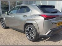 Used Lexus UX 250h 180 HP (132 kW) 2022 Silver SUV
