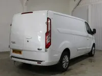 Used Ford Transit Custom Limited 170 HP (125 kW) 2019 White Van