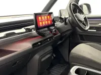Usado VW ID. Buzz Pro 150 kW (204 HP) 2023 Prateado Monovolume