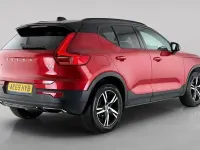 Used Volvo XC40 R-Design 163 HP (119 kW) 2020 Red SUV