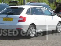 Used Skoda Rapid SE 2015 White Hatchback