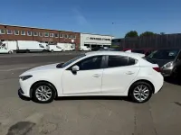 Used Mazda 3 105 HP (77 kW) 2016 White Hatchback