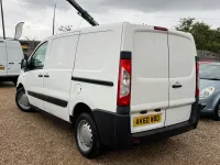 Käytetty Peugeot Expert 2010 Valkoinen Van