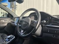 Used Kia Niro 150 kW (204 HP) 2021 Grey SUV