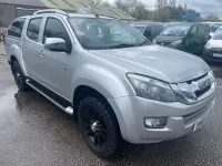 Używany Isuzu D-Max 2015 Srebrny Pickup