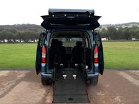 Used Peugeot Partner 100 HP (73 kW) 2018 Blue MPV