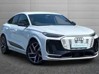 New Audi Q6 Sportback e-tron Advanced 281 kW (383 HP) 2025 Glacier white SUV