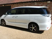 Used Toyota Estima Edition 170 HP (125 kW) 2013 Pearl white MPV