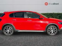 Używany Fiat Tipo Red 100 KM (73 kW) 2022 Czerwony Hatchback