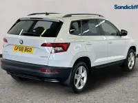 Used Skoda Karoq SE 116 HP (85 kW) 2018 White SUV