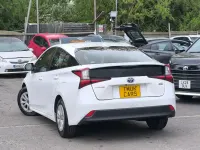 Usado Toyota Prius 122 CV (89 kW) 2020 Blanco Utilitario