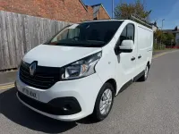 Begagnad Renault Trafic 2019 Vit Minibuss