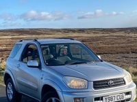 Used Toyota RAV4 2001 Silver Hatchback