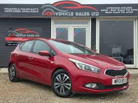 Used Kia Ceed 2013 Red Hatchback