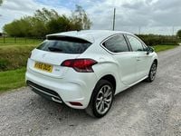 Used DS Automobiles DS4 120 HP (88 kW) 2015 White Hatchback