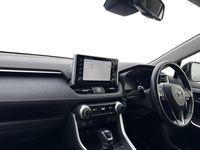 Used Toyota RAV4 Hybrid 222 HP (163 kW) 2019 White SUV