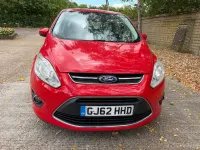 Used Ford C-MAX Zetec 103 HP (75 kW) 2012 Red MPV