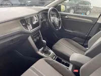 Usado VW T-Roc SE 150 HP (110 kW) 2021 Cinzento SUV