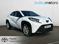 Used Toyota Aygo X PURE 72 HP (52 kW) 2023 White SUV