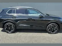 New VW Tiguan R-line 150 HP (110 kW) 2025 Black SUV