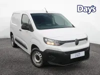 Second-hand Citroën Berlingo 100 CP (73 kW) 2024 Alb Monovolum