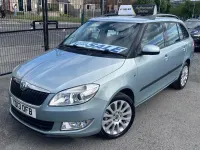 Begagnad Skoda Fabia Elegance 2013 Grön Kombi