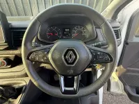 Begagnad Renault Trafic Business 148 HK (108 kW) 2022 Vit