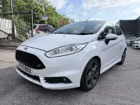 Usado Ford Fiesta ST 182 CV (133 kW) 2017 Blanco Utilitario