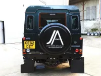 Used Land Rover Defender 122 HP (89 kW) 2013 Green Estate