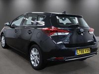 Used Toyota Auris Hybrid Business Edition 136 HP (100 kW) 2016 Black Hatchback