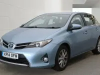 Used Toyota Auris 132 HP (97 kW) 2014 Blue Hatchback