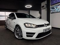 Begagnad VW Golf VII R 2017 Vit Halvkombi