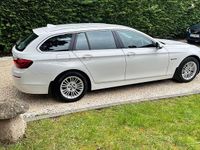 Begagnad BMW 520 190 HK (139 kW) 2015 Vit Kombi