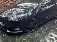 Used Ford Focus ST 185 HP (136 kW) 2016 Black Hatchback