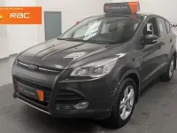 Usado Ford Kuga Zetec 150 CV (110 kW) 2015 Gris SUV