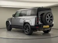 Used Land Rover Defender Dynamic 300 HP (220 kW) 2023 Eiger grey SUV
