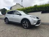 Used Toyota RAV4 150 HP (110 kW) 2015 Silver SUV