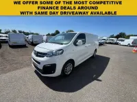 Used Vauxhall Vivaro Sportive 100 HP (73 kW) 2019 White MPV