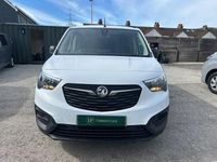 Used Vauxhall Combo S 100 HP (73 kW) 2023 White MPV