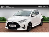 Used Toyota Yaris Hybrid Design 116 HP (85 kW) 2023 White Hatchback